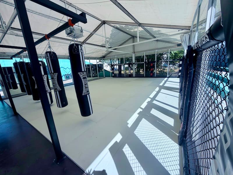 Tatami y sacos para Kickboxing