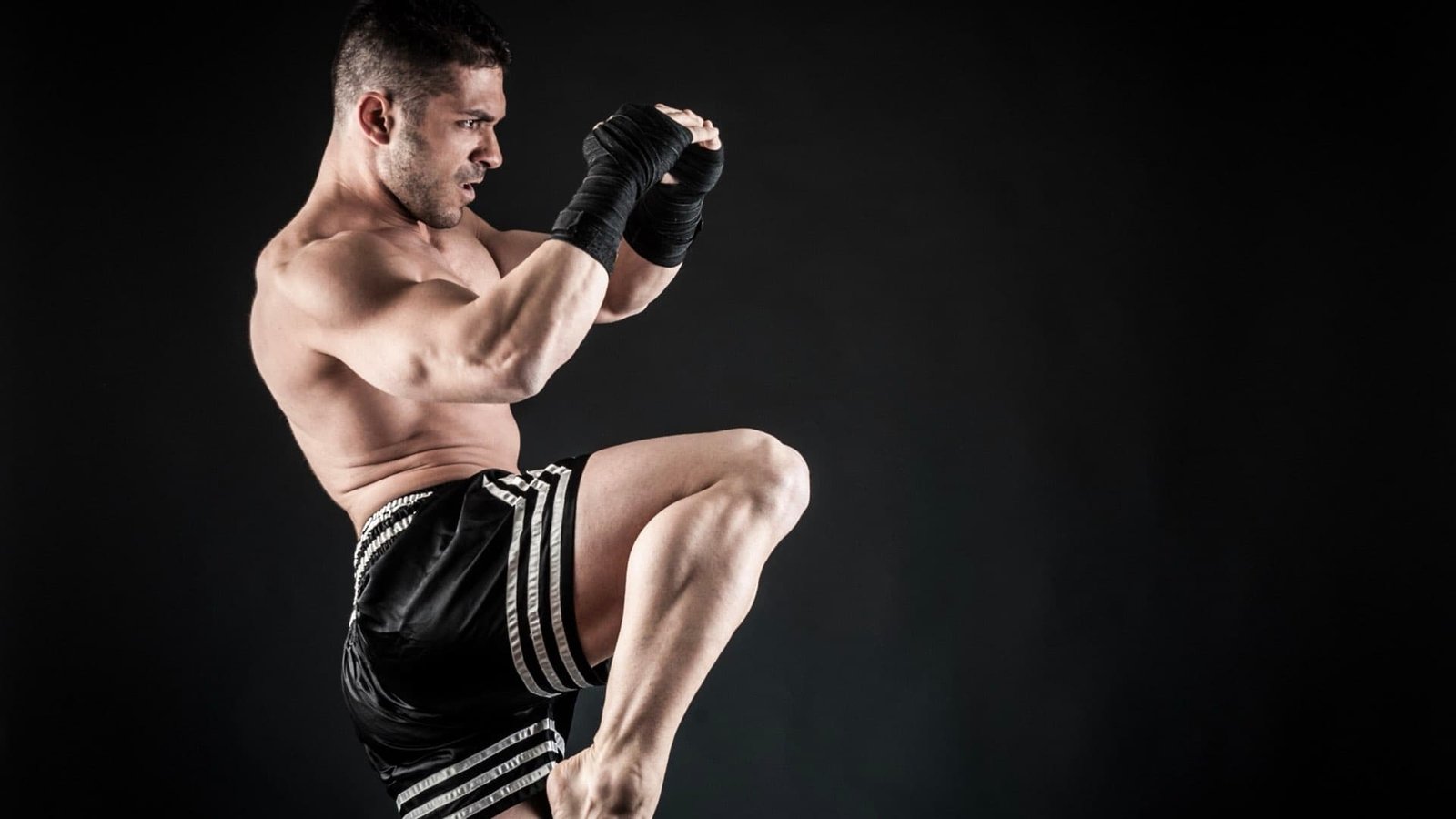 Clase de kickboxing, K1 y muay thai en Factory of Fighters Vicálvaro